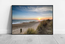 Laad de afbeelding in galerijviewer, Beautiful sunset Hengistbury Head beach Bournemouth Wall Art Print Framed Picture print
