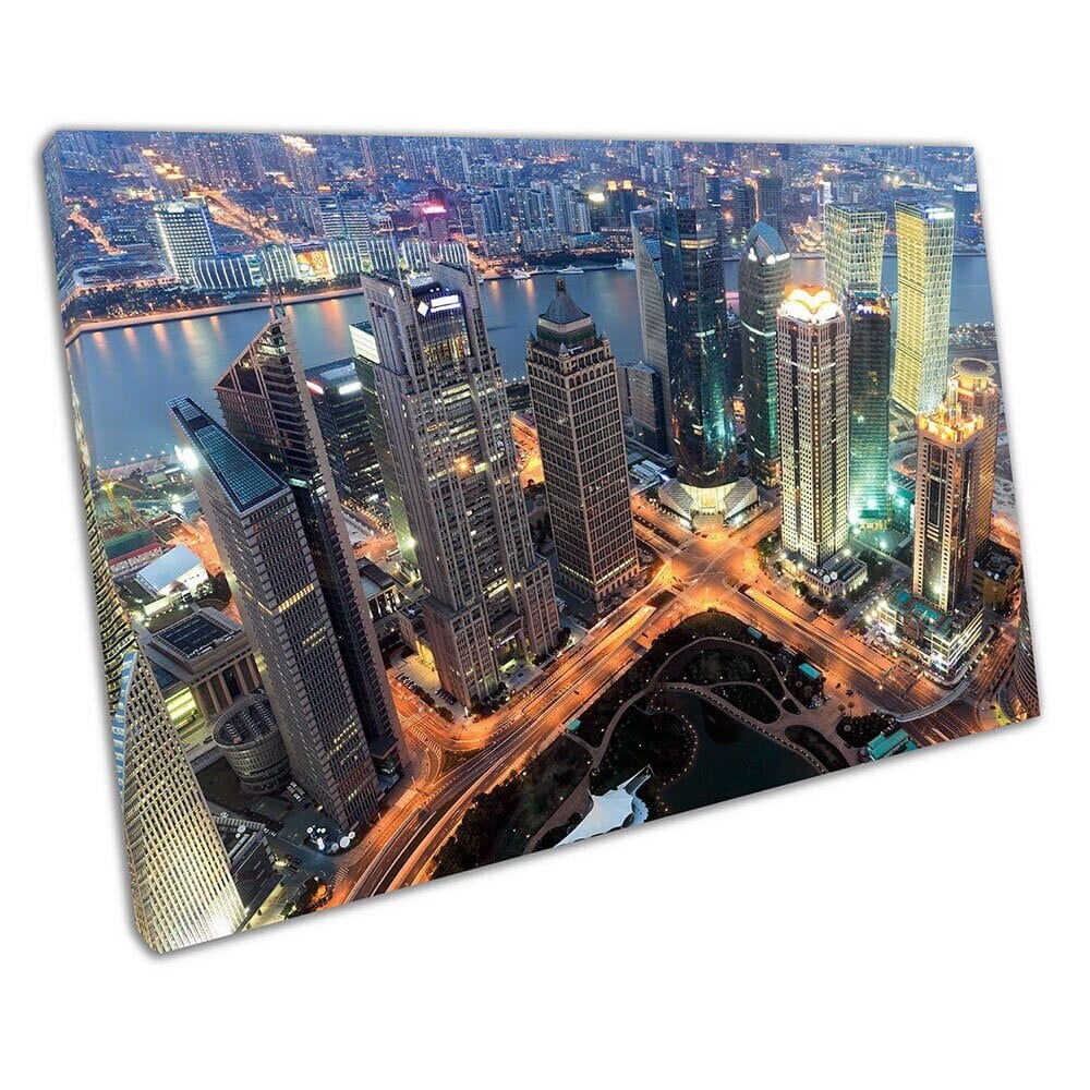 Stad Shanghai in het financiële centrum in de schemering China klaar om muurwand te hangen afdrukken gemonteerde canvas print