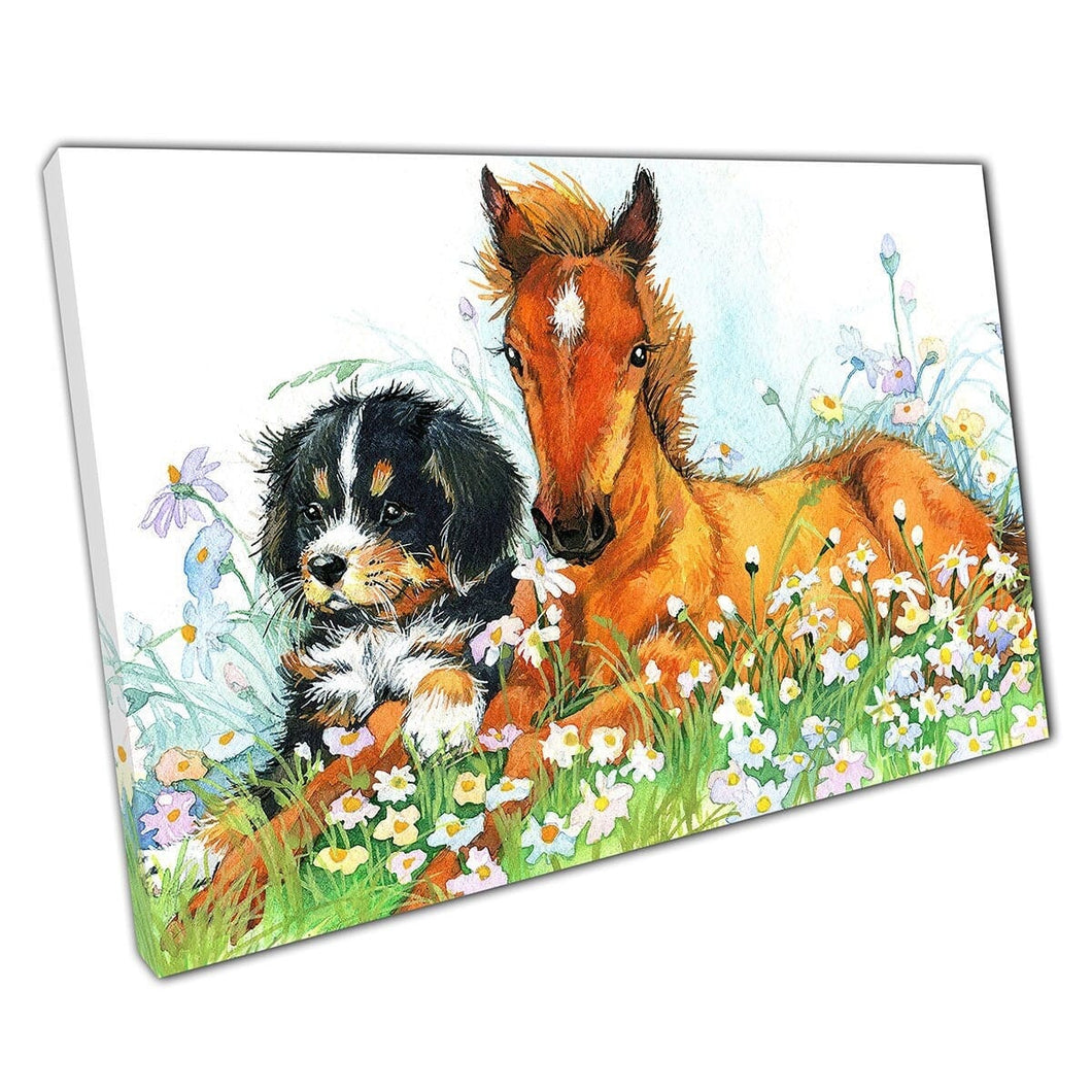 Paardenveulen en puppyhond ontspannen samen in een bloeiende weide aquarel met muurkunstafdruk op canvas gemonteerde canvas print