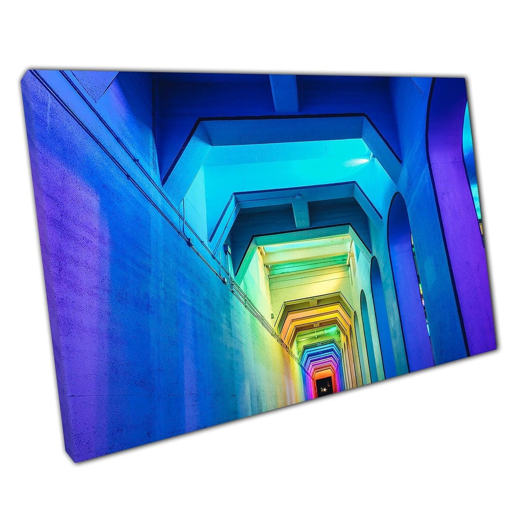 Stadstunnel verlicht met prachtige regenbooglichten Abstract Street Art Photography Wall Art Print op canvas gemonteerde canvas print