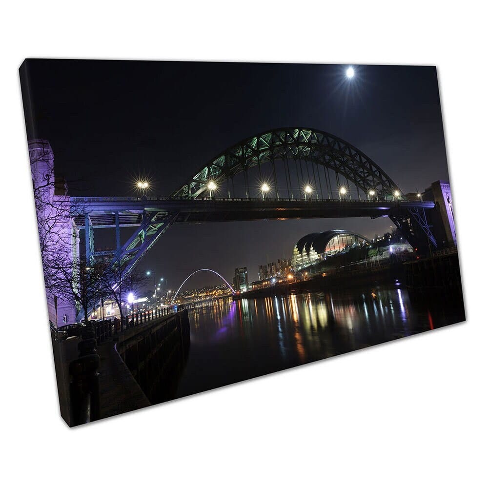 Tyne Bridge at Night Newcastle Gateshead River Tyne Sage Quayside Wall Art Stampa di tela montata in tela montata