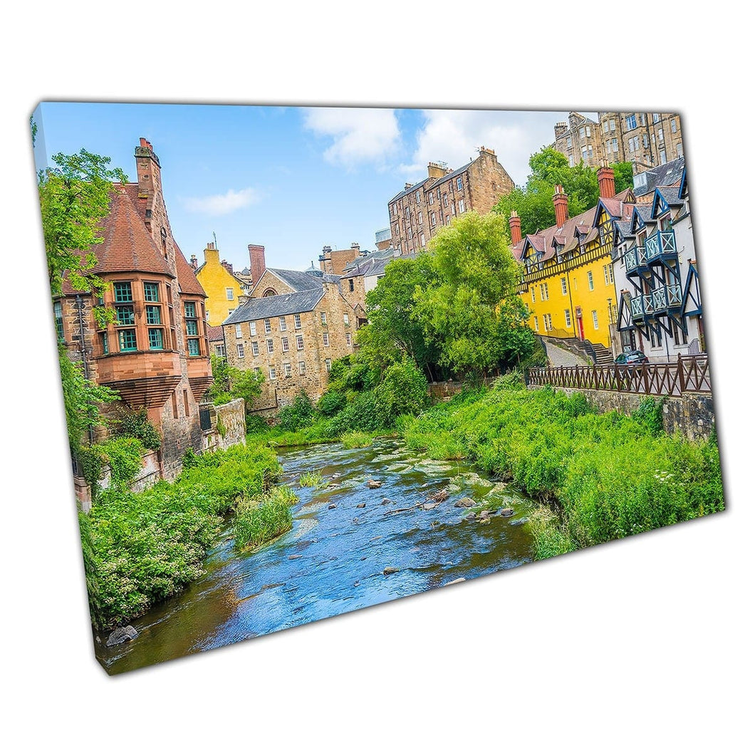 Mooie zonnig schilderachtig traditioneel Dean Village in Edinburgh Scotland Wall Art Print op canvas gemonteerde canvas print