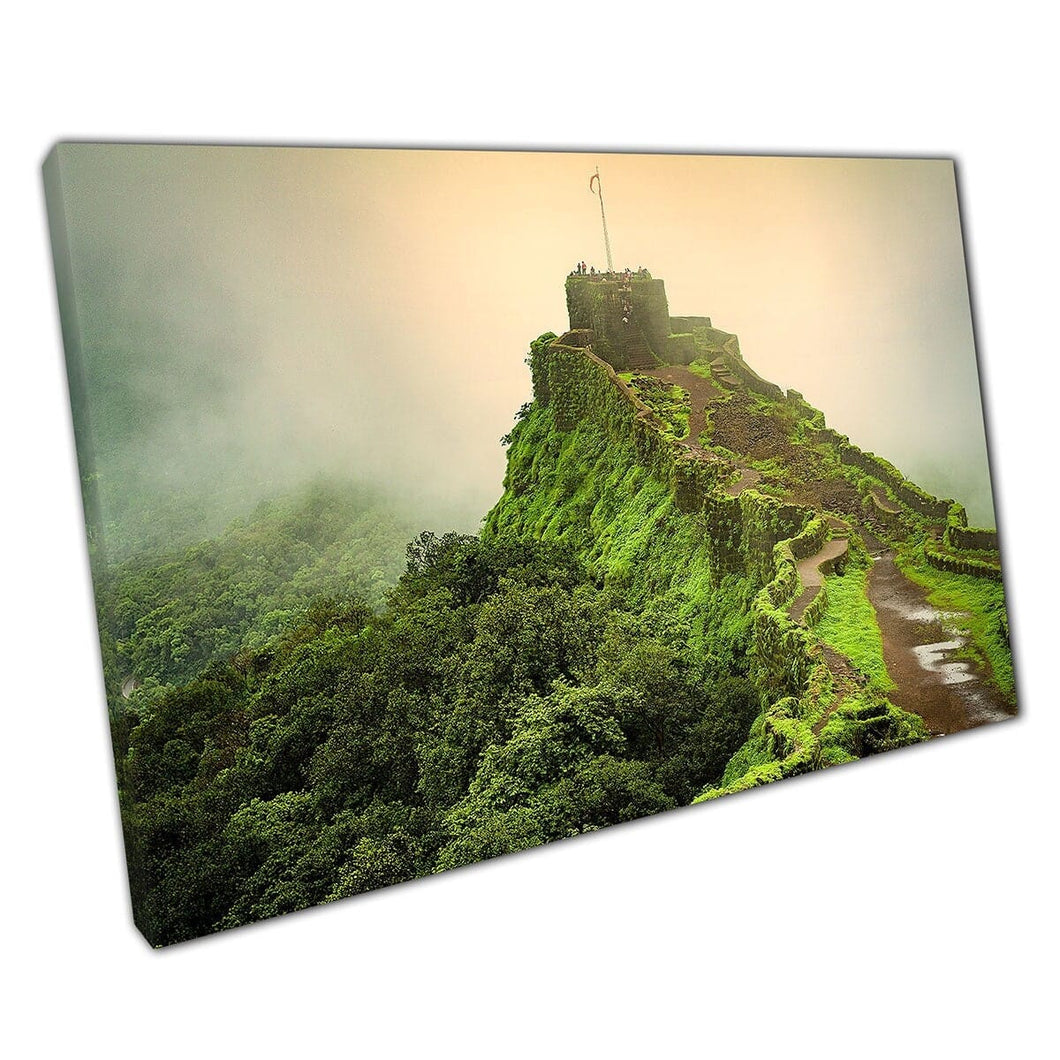Pratapgarh di Shivaji Fort Mahabaleshwar Maharashtra India Wall Art Print su tela Stampa di tela montata