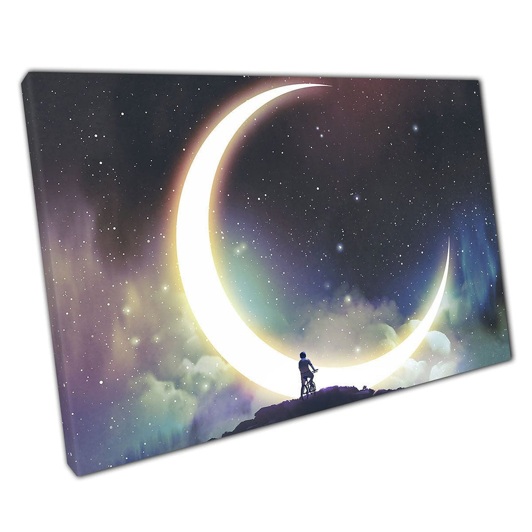 Jonge jongen die fietsen kijkt naar de prachtige halve maan in de prachtige sky wall art print op canvas gemonteerde canvas print