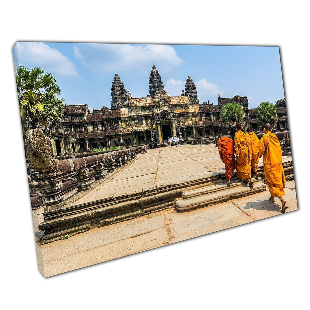 Prachtig uitzicht op monniken die naar Angkor Wat Temple Complex Siem Reap Cambodja Wall Art Print op canvas gemonteerd canvas print lopen