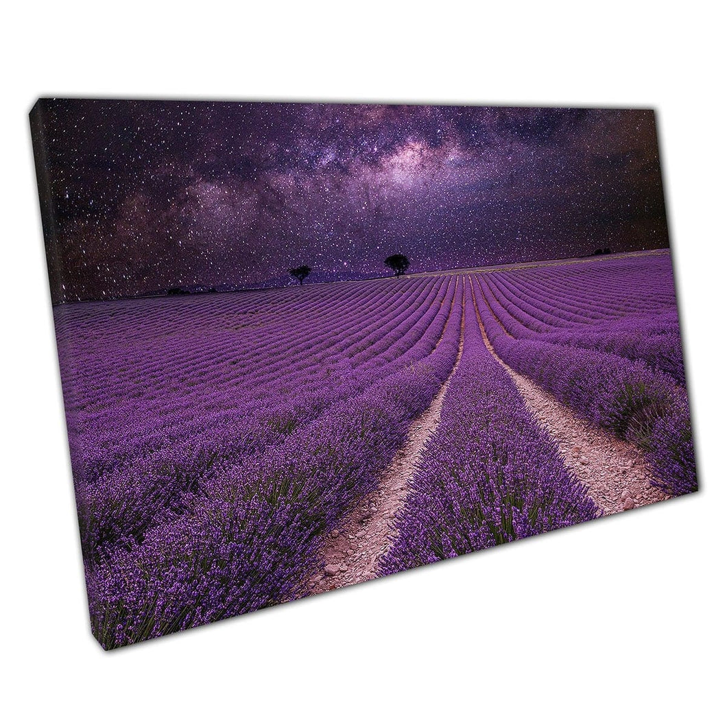 Space Night Sky Over Lavender Meadow Fields Wall Art Print op canvas gemonteerde canvas print